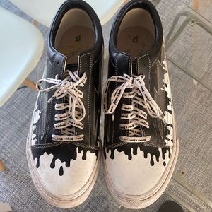 Black and white retro MENS sneakers Size 12